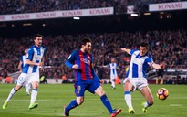 Messi lại giải cứu Barcelona và HLV Enrique