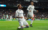 Ramos giúp Real Madrid qua mặt Barcelona