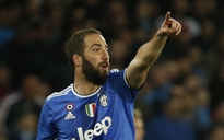 Higuain tịt ngòi trong ngày Juventus bị chia điểm tại Napoli