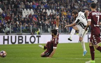 Higuain giành lại 1 điểm vàng cho Juventus trong trận derby thành Turin