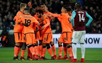 Đè bẹp West Ham, Liverpool khiến cuộc đua top 4 thêm hấp dẫn