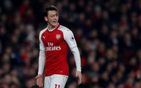 Arsenal tung chiêu cuối trong nỗ lực giữ chân Ozil