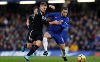 Chelsea bị 10 người của Leicester cầm chân ở Stamford Bridge