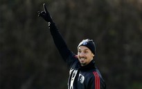 HLV Mourinho tiết lộ tương lai của Ibrahimovic