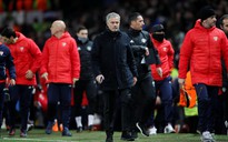 HLV Mourinho không sợ cầu thủ M.U lật ghế