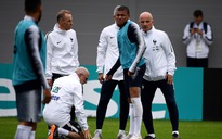 Chấn thương, nghỉ tập, Mbappe gieo lo sợ cho tuyển Pháp