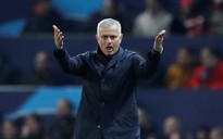 Mourinho đang tạo ra bầu không khí 'không thể thở nổi' ở M.U