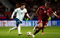 Messi chấn thương trong ngày trở lại, Argentina thất bại trước Venezuela