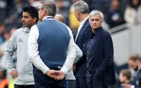 Lyon không gia hạn hợp đồng với HLV, để chỗ chờ Mourinho