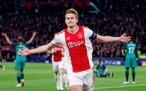 Đội trưởng Ajax phủ nhận việc sẽ chuyển sang Barcelona