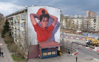 Moscow chào đón World Cup 2018 với những tranh graffiti ấn tượng