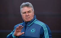 Bóng đá Trung Quốc chiêu mộ 'phù thủy' Guus Hiddink