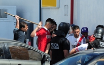 Mafia bị tố đứng sau vụ làm loạn khiến trận chung kết Copa Libertadores bị hoãn
