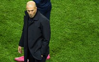 CĐV Real Madrid đòi sa thải Zidane thay bằng Mourinho sau thảm bại trước PSG