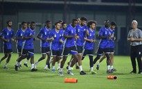 Vòng loại World Cup 2022: UAE bí mật đến Thái Lan như...“ninja”