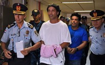 Vụ Ronaldinho bị bắt ở Paraguay: Lòi thêm tội danh khác