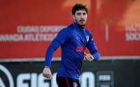 Sốc: Vật liệu phẫu thuật sót lại trong đầu gối tuyển thủ Croatia 16 tháng