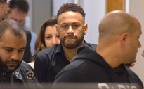 Neymar thua kiện, buộc trả Barcelona số tiền “khủng”