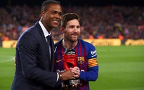 Các cầu thủ Barcelona muốn huyền thoại Patrick Kluivert thay ngay HLV Setien