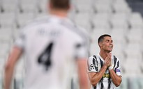 Kết quả Champions League vòng 1/8: Ronaldo lập cú đúp, Juventus vẫn bị Lyon loại