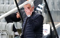 Tottenham không ngại sa thải Mourinho vì điều khoản bồi thường chi phí ‘bèo’