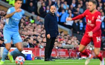 Man City khiếu nại vụ CĐV Liverpool nhổ nước bọt vào trợ lý của Guardiola