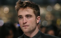 Robert Pattinson từng bị đuổi khỏi trường vì bán tạp chí khiêu dâm