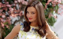 Người mẫu Miranda Kerr xinh đẹp với phụ kiện kim cương