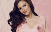 Hoa hậu Hoàn vũ Catriona Gray rạng ngời trong thời trang Việt