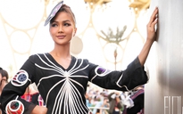 Hoa hậu H'Hen Niê diện váy thổ cẩm nổi bật tại Dubai