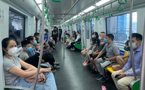 Tàu Cát Linh – Hà Đông ngày đầu bán vé: Nhiều gia đình bỏ tiền để trải nghiệm