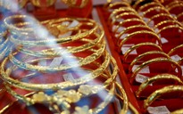 Giá vàng vọt lên 41 triệu đồng/lượng khi nhân dân tệ mất giá mạnh