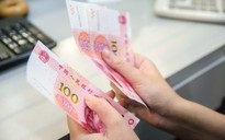 Trung Quốc bất ngờ giảm giá nhân dân tệ