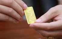 Giá vàng trong nước tăng bất chấp thế giới giảm