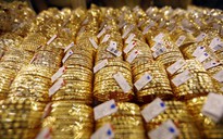 Lực bán chốt lời tăng, vàng SJC ‘bay’ 700.000 đồng/lượng