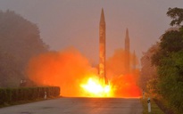 Tên lửa Triều Tiên lần đầu bay vào vùng biển Nhật Bản