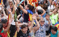 Catalonia tuyên bố trở thành nền cộng hòa độc lập