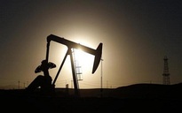 Giá dầu thế giới lần đầu vượt hơn 60 USD/thùng trong năm nay