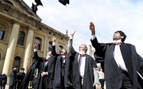 Vì sao châu Âu có thể miễn học phí bậc đại học ?