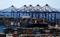 Trung Quốc mua cảng lớn nhất Hy Lạp