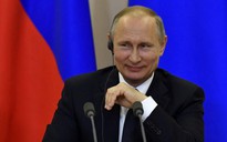 Tổng thống Vladimir Putin tuyên bố suy thoái kinh tế Nga kết thúc