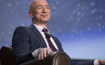 Tỉ phú giàu nhất thế giới bán 1,1 tỉ USD cổ phiếu Amazon