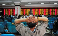 Trung Quốc mạnh tay với ngân hàng ngầm, thị trường chứng khoán lung lay