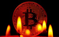 Giá bitcoin 'lao dốc' một ngày sau khi vượt 8.000 USD