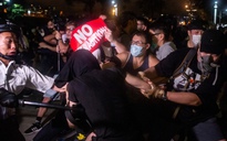 Cảnh sát, người biểu tình ở Hồng Kông đụng độ dữ dội vì dự luật dẫn độ