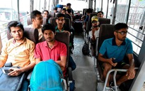 Hàng chục ngàn người tháo chạy khỏi Kashmir