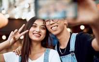 Nguy cơ trở thành nạn nhân của tin tặc khi chụp hình selfie