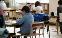Nhiều học sinh Nhật Bản vẫn đến lớp dù trường không giảng dạy vì dịch Covid-19