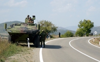 Căng thẳng leo thang, Serbia điều thiết giáp đến gần Kosovo