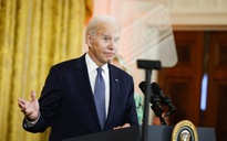 Tổng thống Biden khẳng định mình khỏe dù ‘có thể lăn ra chết ngay ngày mai’ vì tuổi cao
